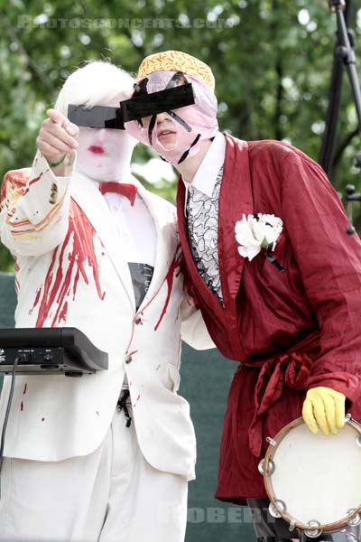 GARY WILSON AND THE BLIND DATES - 2013-05-26 - PARIS - Parc de la Villette - 